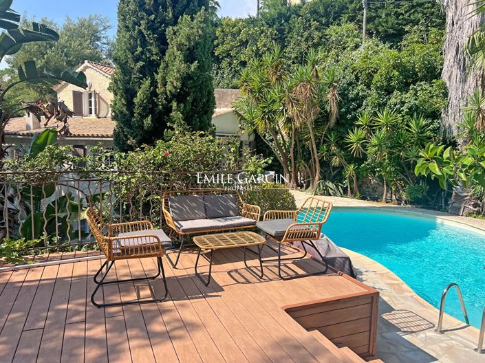 Image No.2-6 Bed House for sale