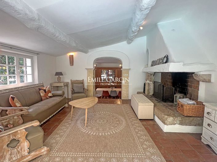 Image No.5-6 Bed House for sale