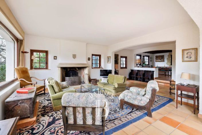 Image No.7-4 Bed House for sale