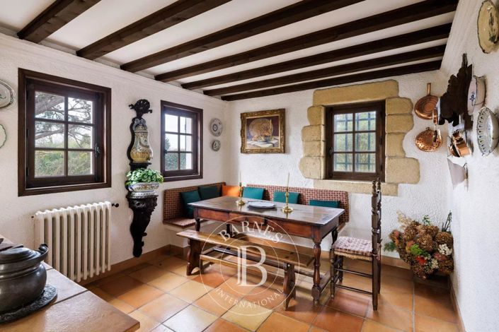 Image No.9-4 Bed House for sale