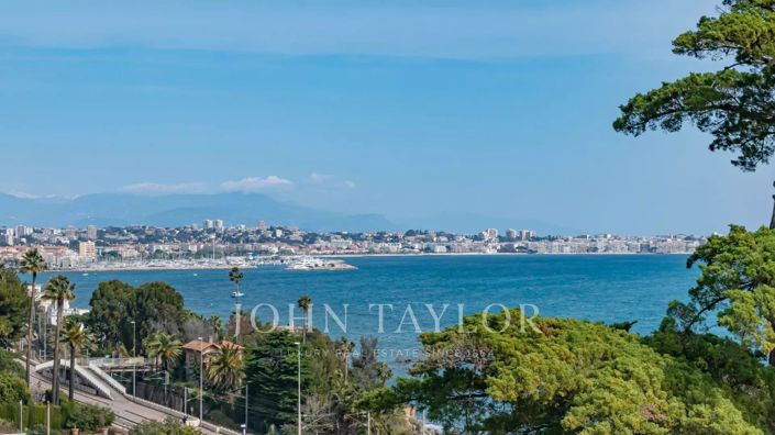 Image No.4-Maison de 6 chambres à vendre à Cannes