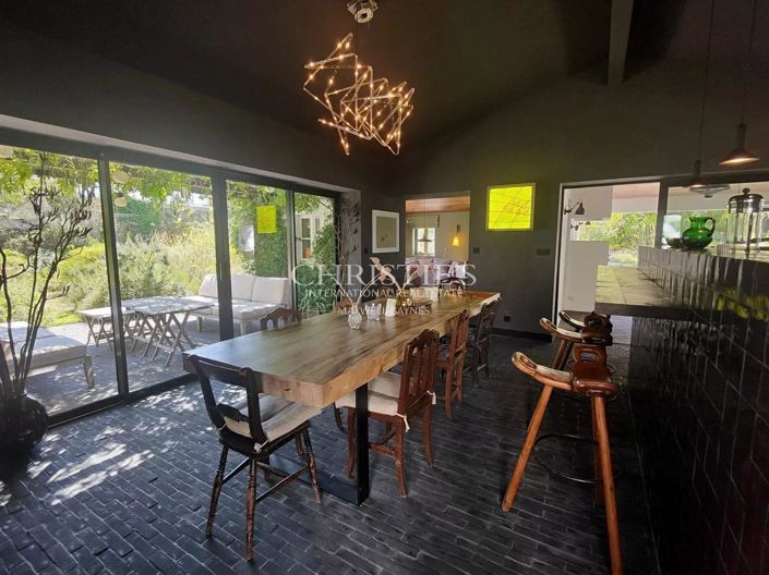 Image No.10-6 Bed House for sale