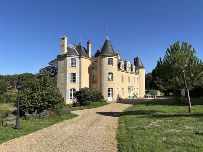 Image No.10-16 Bed House for sale