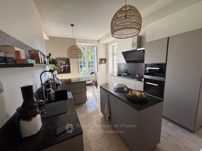 Image No.20-16 Bed House for sale