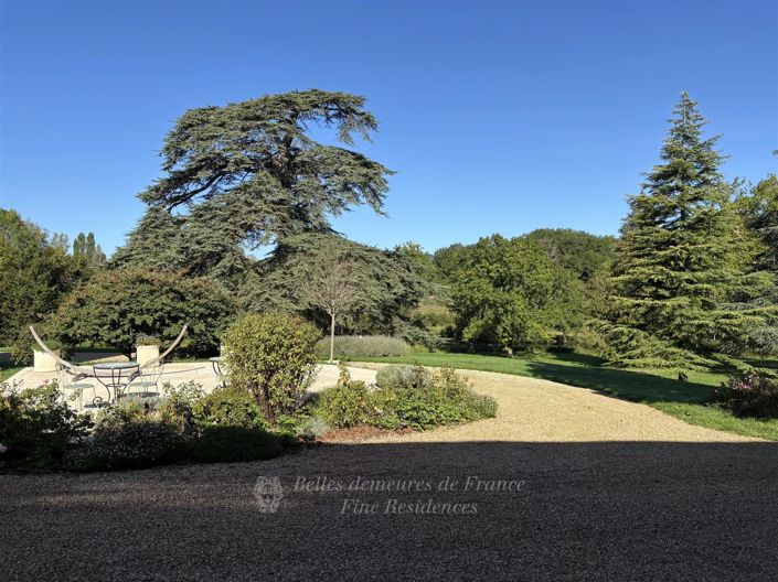 Image No.34-16 Bed House for sale