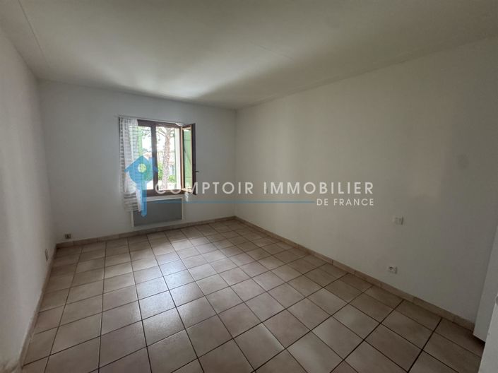 Image No.15-3 Bed House for sale