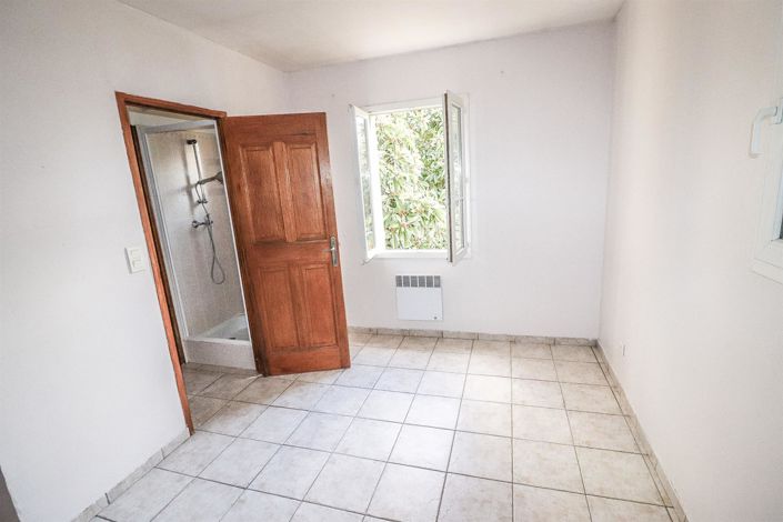 Image No.13-3 Bed House for sale