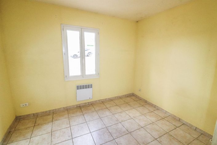 Image No.16-3 Bed House for sale