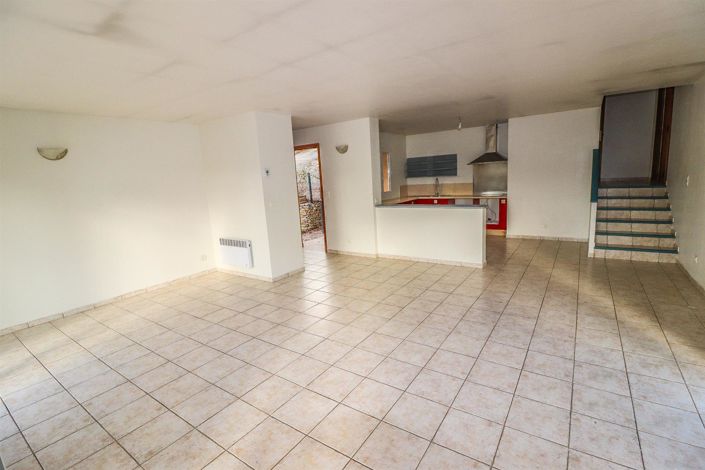 Image No.9-3 Bed House for sale