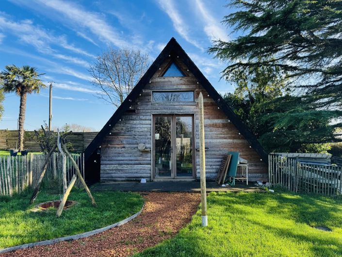 Image No.19-3 Bed House for sale