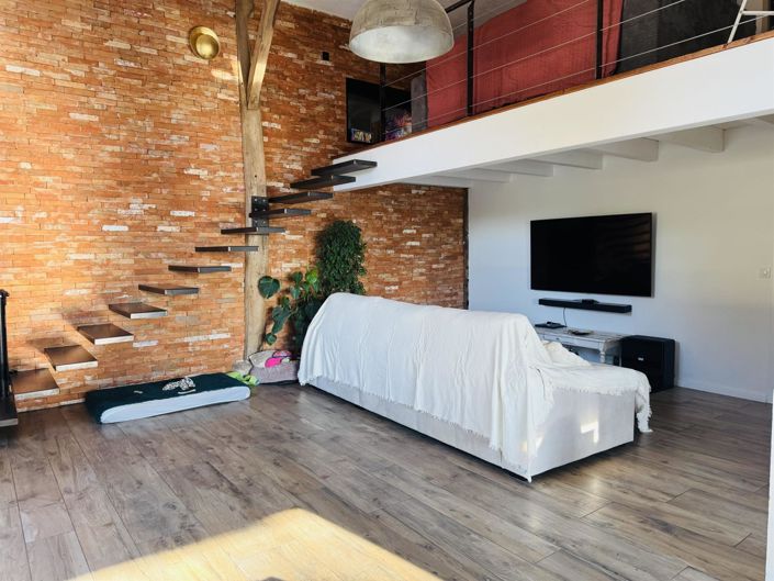 Image No.6-3 Bed House for sale