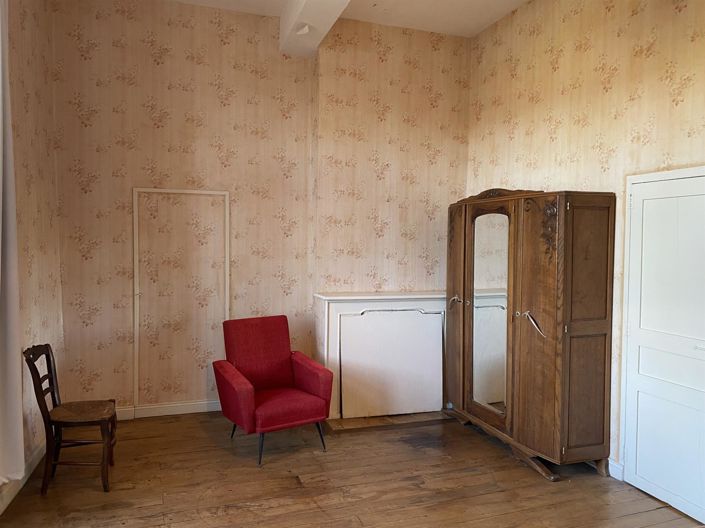 Image No.14-7 Bed House for sale