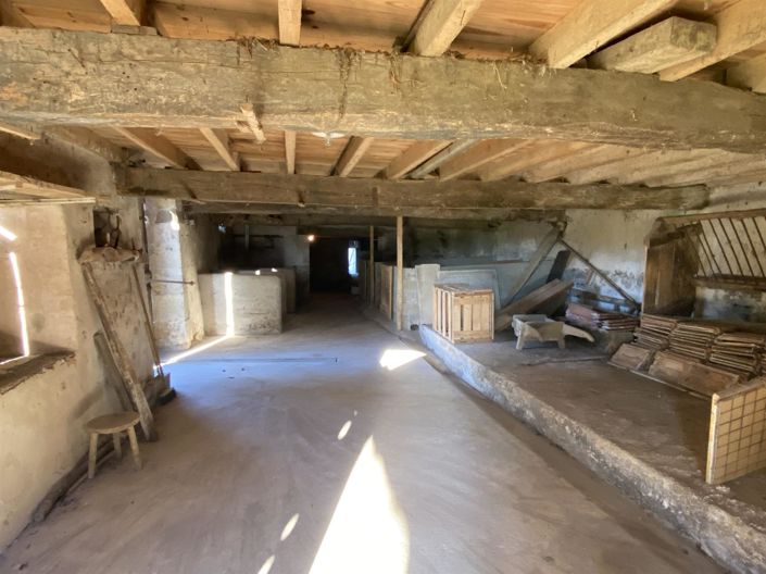 Image No.22-7 Bed House for sale