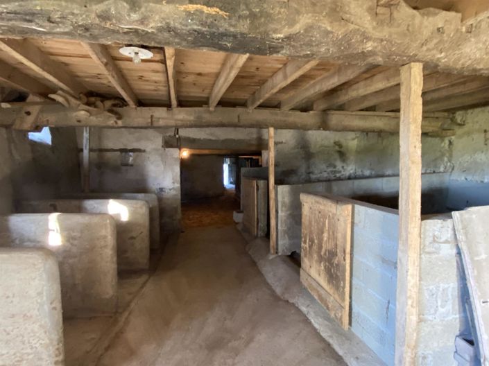 Image No.23-7 Bed House for sale