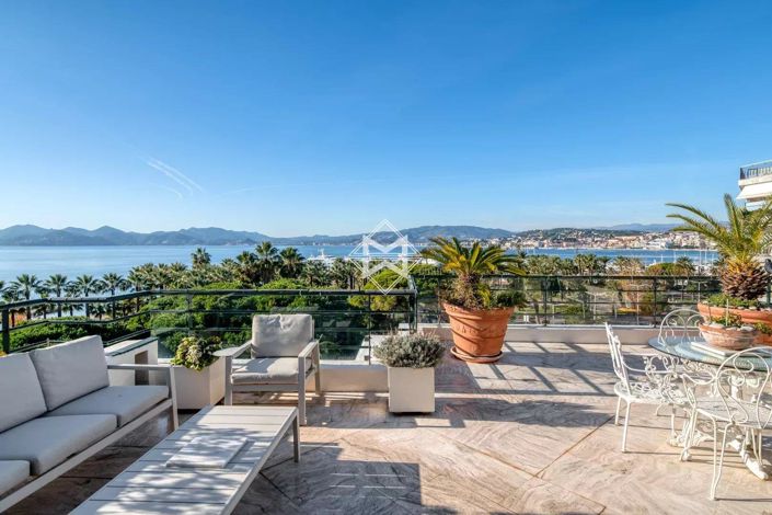 Image No.2-Appartement de 4 chambres à vendre à Cannes