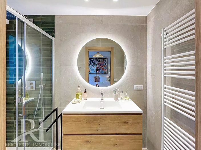 Image No.8-2 Bed Apartment for sale