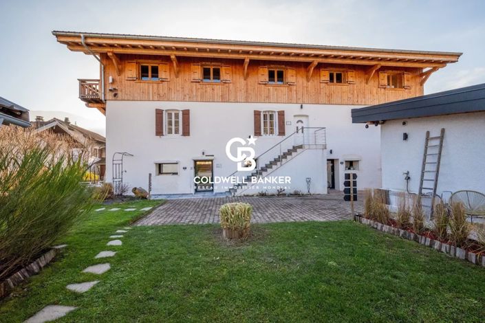 Image No.5-8 Bed House for sale