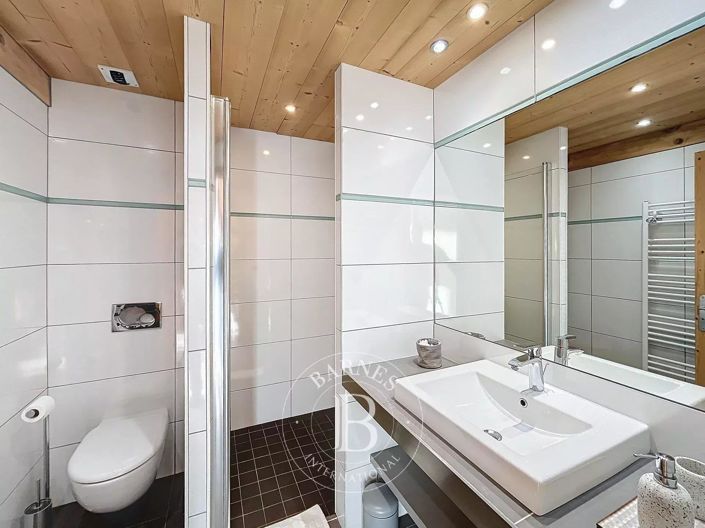 Image No.17-4 Bed Apartment for sale