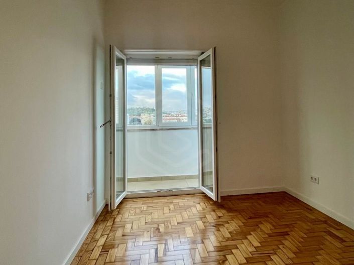 Image No.22-2 Bed Apartment for sale