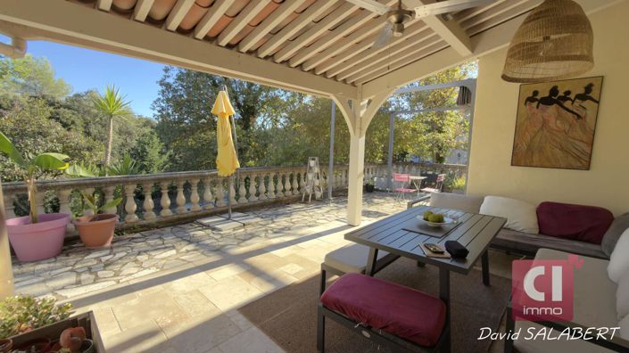 Image No.6-4 Bed House for sale