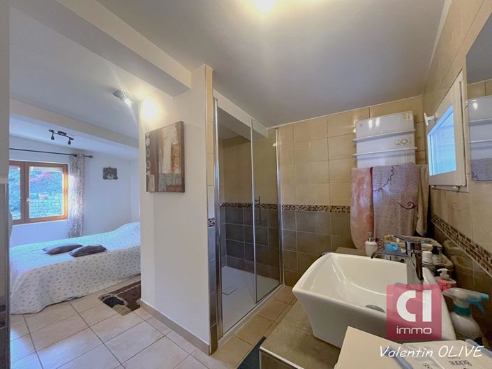 Image No.8-Maison de 2 chambres à vendre à La Roquebrussanne