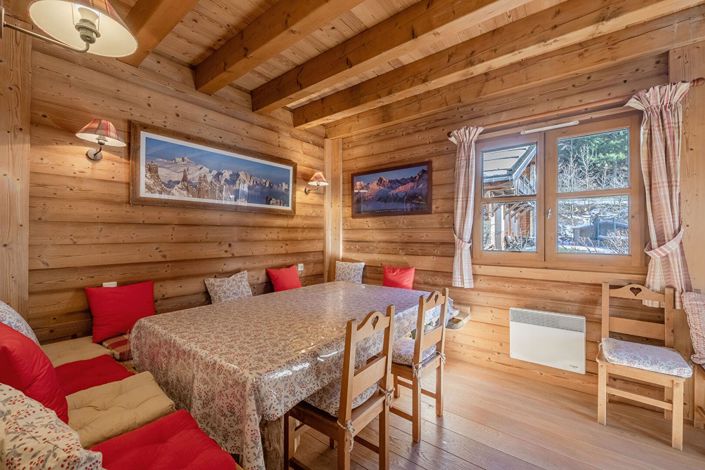 Image No.4-6 Bed House for sale