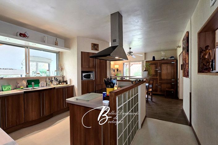 Image No.12-6 Bed House for sale