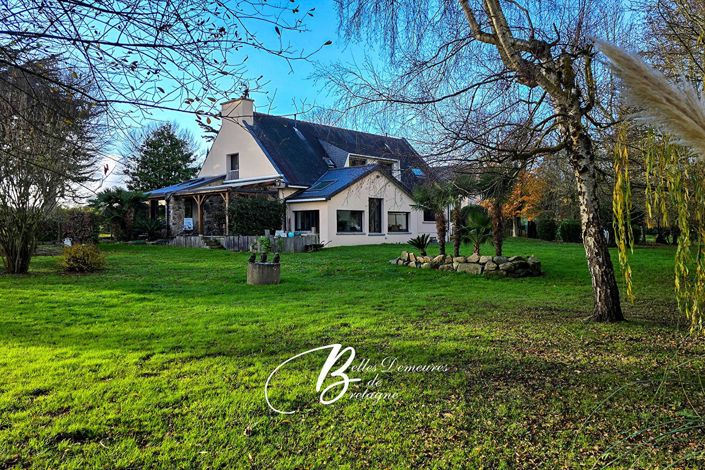 Image No.2-6 Bed House for sale