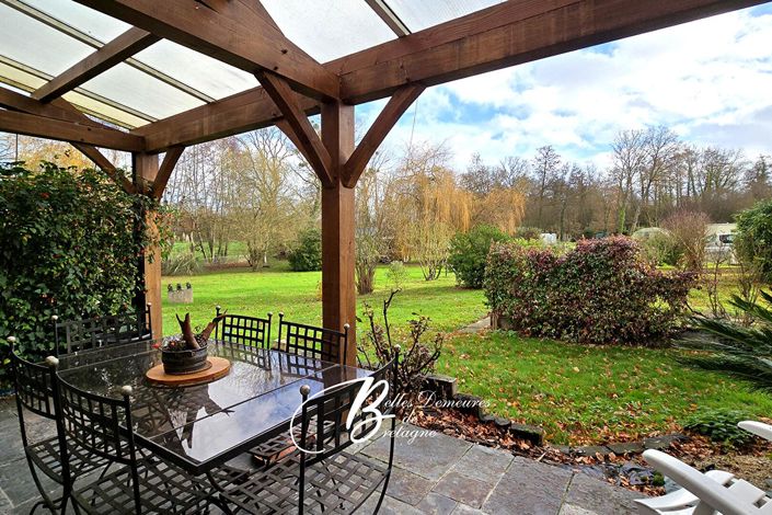 Image No.6-6 Bed House for sale