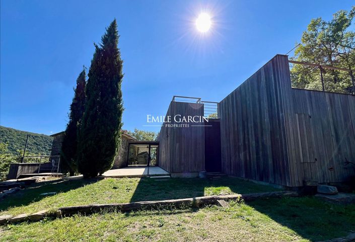 Image No.6-4 Bed House for sale