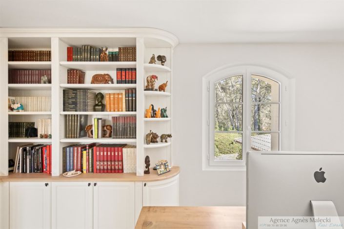 Image No.23-4 Bed House for sale