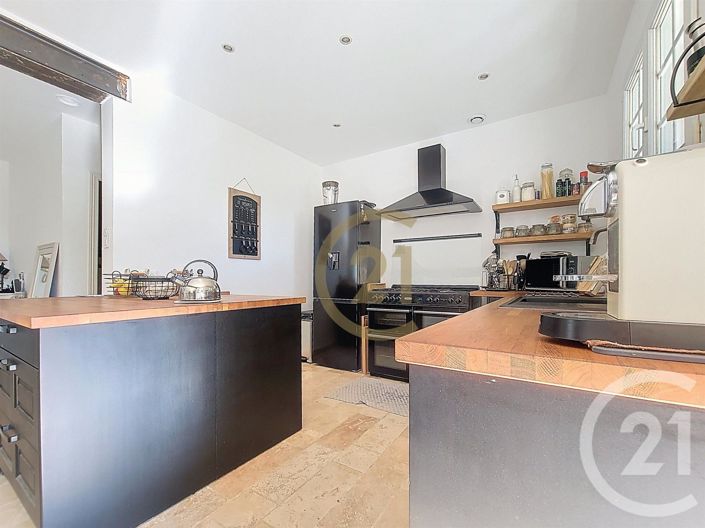 Image No.3-4 Bed House for sale