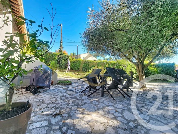 Image No.8-4 Bed House for sale