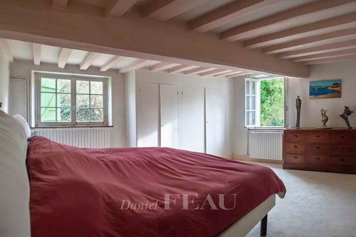 Image No.6-4 Bed House for sale