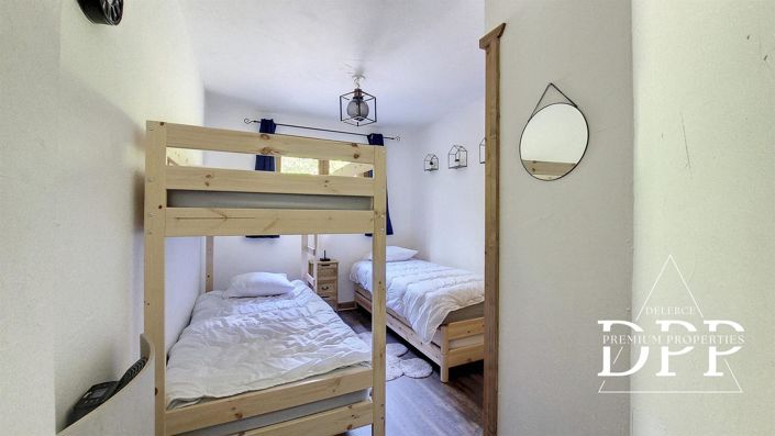 Image No.10-3 Bed Apartment for sale