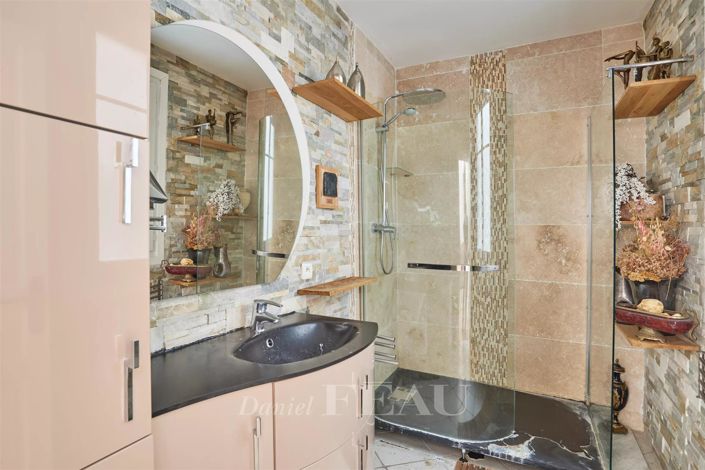 Image No.13-1 Bed Apartment for sale