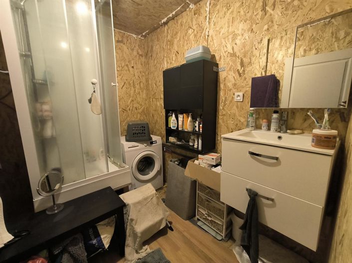 Image No.9-1 Bed House for sale