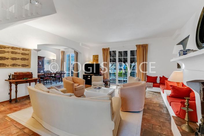 Image No.2-Maison de 6 chambres à vendre à Grimaud