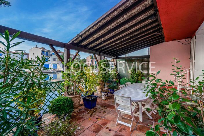 Image No.2-Maison de 10 chambres à vendre à Grimaud