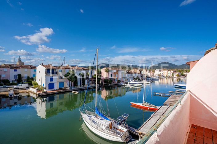 Image No.7-Maison de 4 chambres à vendre à Grimaud