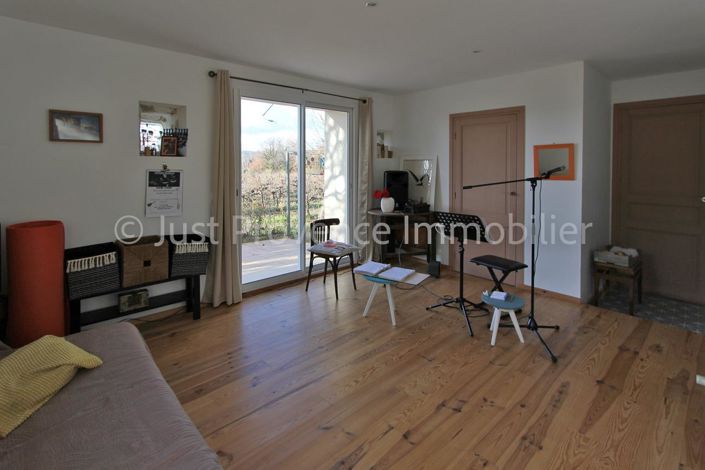 Image No.6-Propriété de 5 chambres à vendre à Bédoin