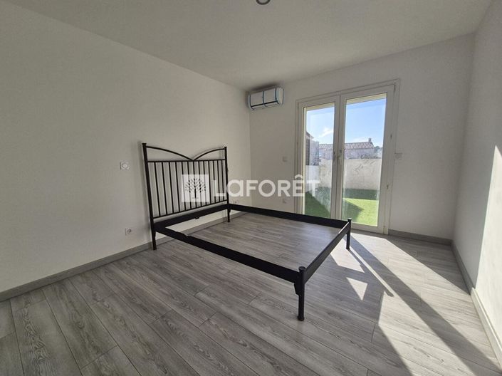 Image No.8-5 Bed House for sale