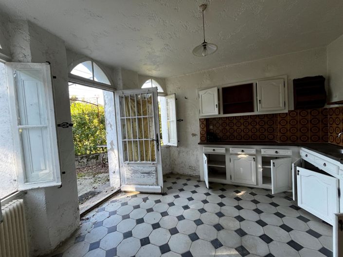 Image No.3-3 Bed House for sale