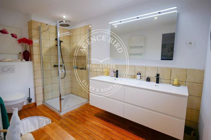 Image No.9-4 Bed House for sale