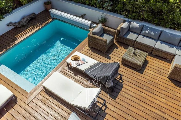 Image No.14-6 Bed House for sale