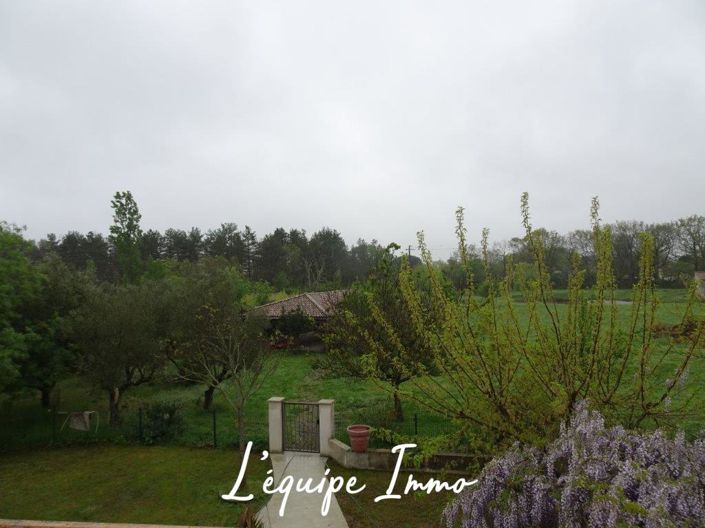 Image No.19-6 Bed House for sale