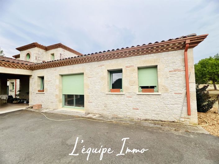 Image No.5-6 Bed House for sale