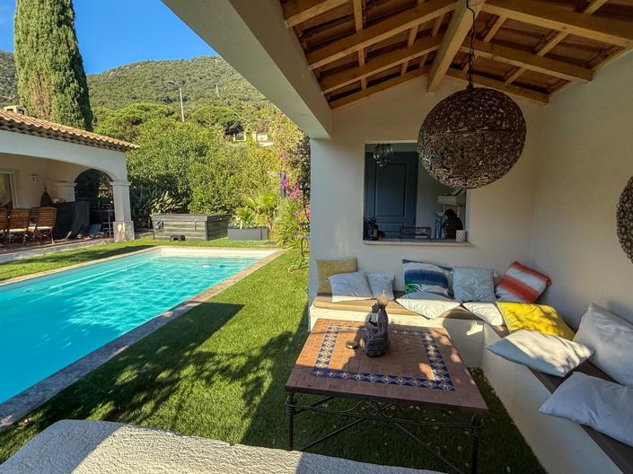 Image No.10-4 Bed House for sale