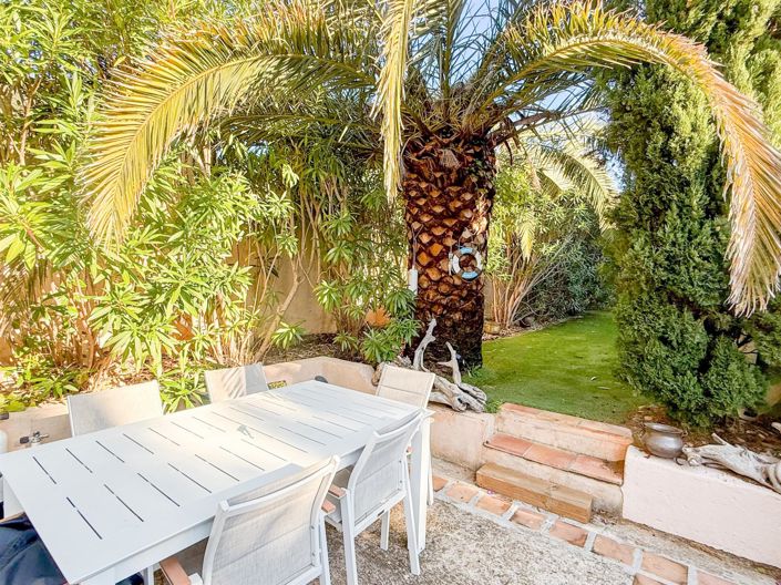 Image No.12-4 Bed House for sale