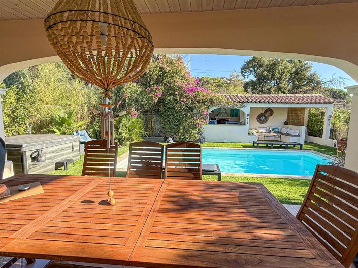 Image No.5-4 Bed House for sale